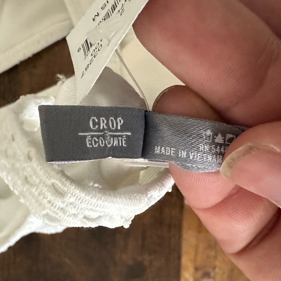 Closet clearout NWT White aerie triangle top size M lace cutout - Picture 7 of 8